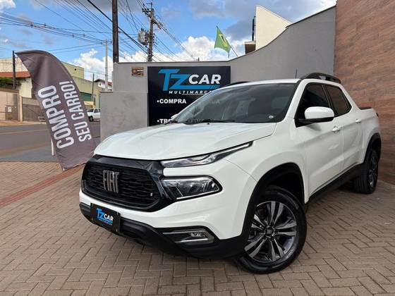 FIAT TORO 1.3 TURBO 270 FLEX FREEDOM AT6 FIAT TORO 1.3 TURBO 270 FLEX FREEDOM AT6